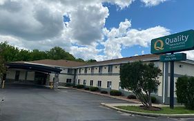 Quality Inn & Suites West Bend